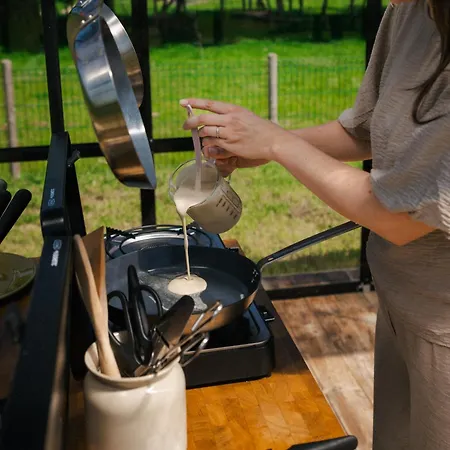 Hoeve De Binnenplaets - Glamping Tent Met Hottub