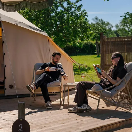Hoeve De Binnenplaets - Glamping Tent Met Hottub Luxe tent