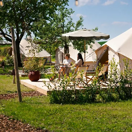 Luxe tent Hoeve De Binnenplaets - Glamping Tent Met Hottub *